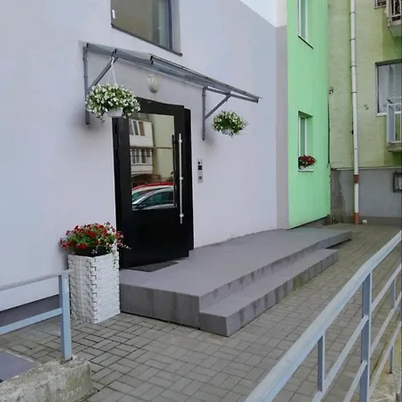 Ugorska Апартаменты